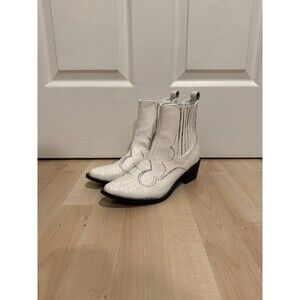 Coconuts By Matisse Women’s White Cowgirl Boots Size 8M